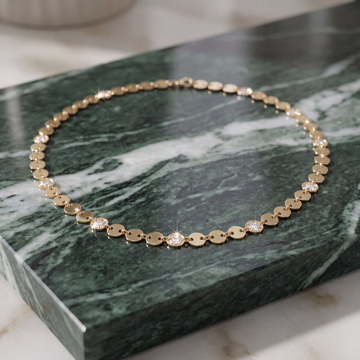 Yellow gold chain necklace of flat circular links