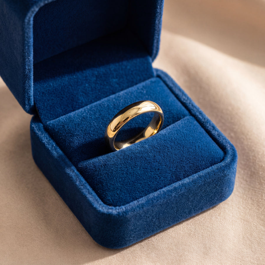 Classic 4mm domed band ring in polished 14K yellow gold