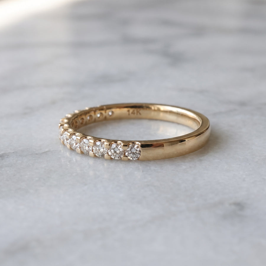 Diamond U-Set Band in Yellow Gold