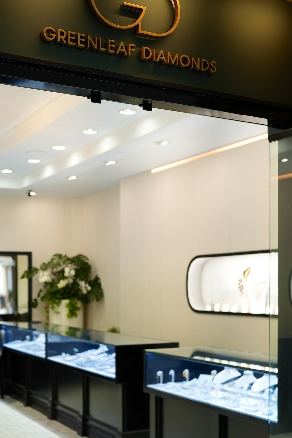 The Greenleaf Diamonds sign over the open door into the showroom