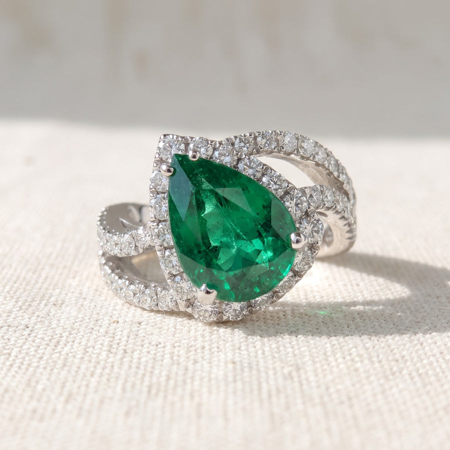 Pear-Shaped Emerald Halo Cocktail Ring in White Gold