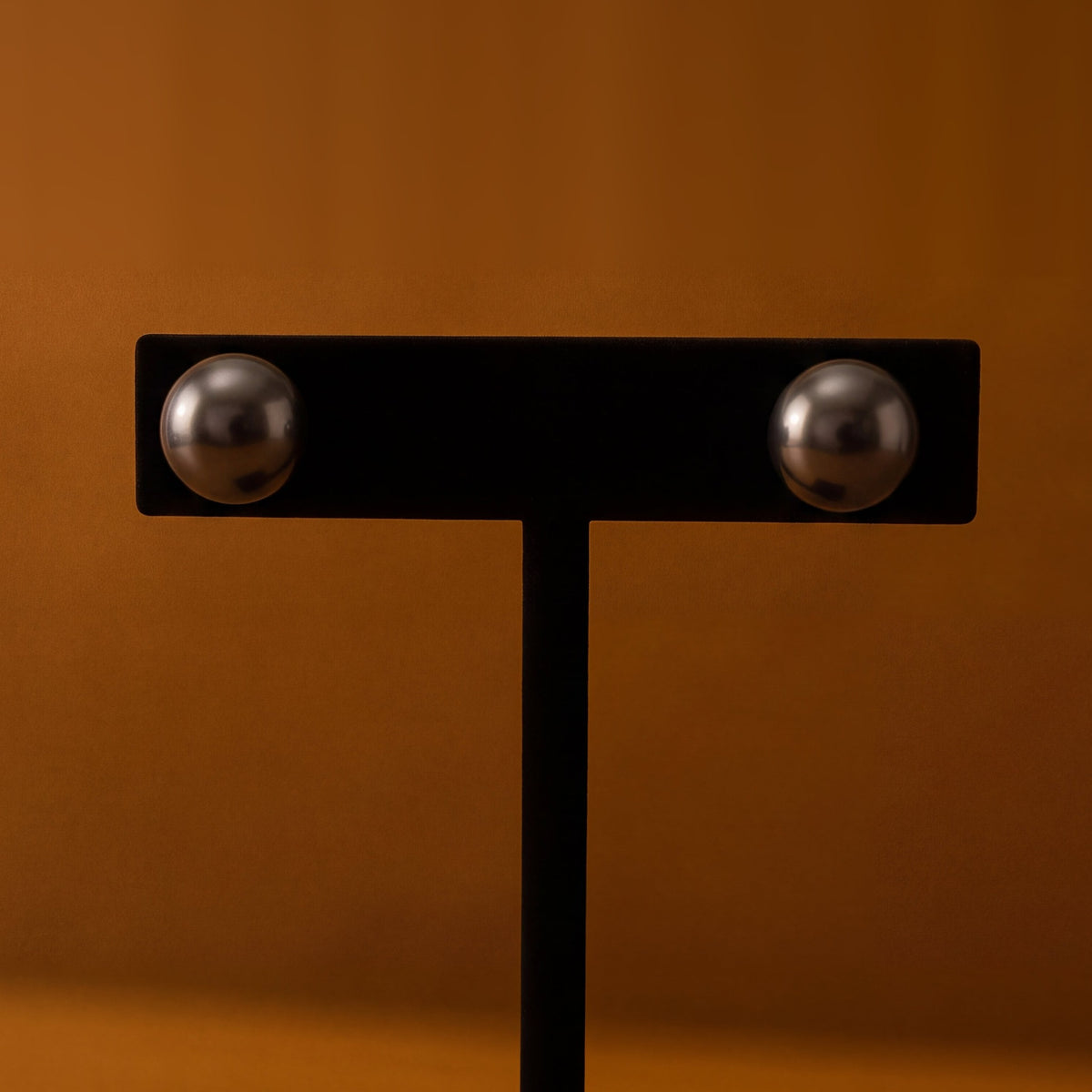 Black Tahitian Pearl Stud Earrings in 14K Yellow Gold