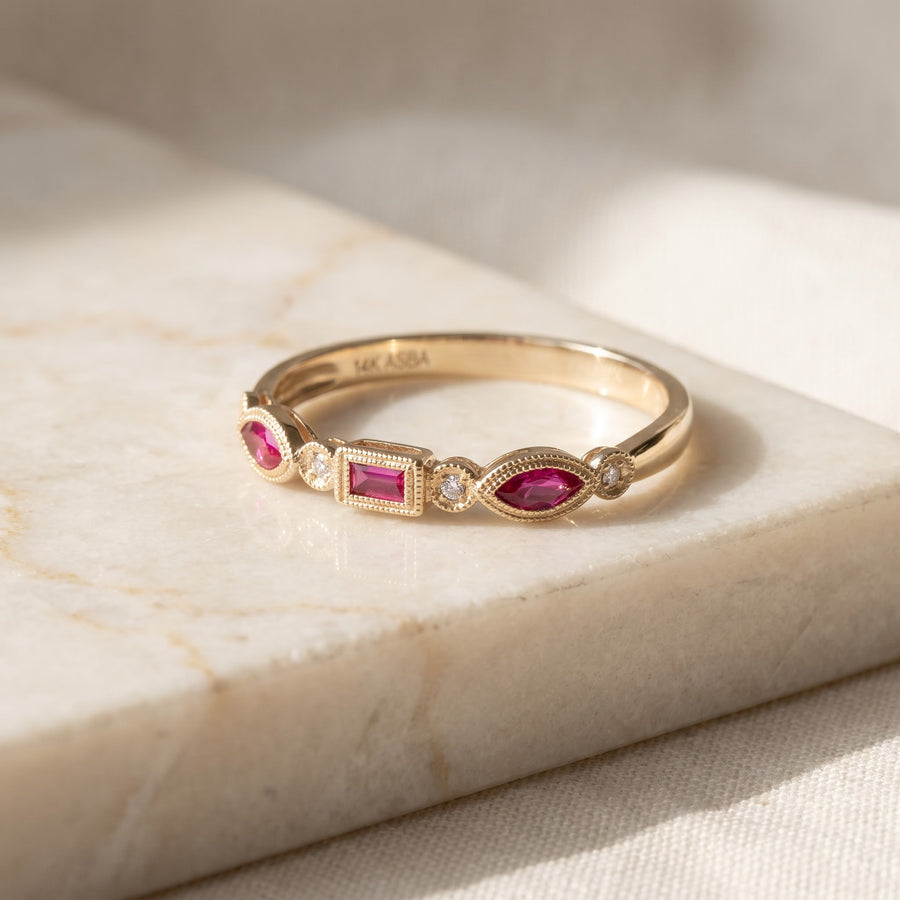 Vintage-Inspired Ruby Multistone Ring in Yellow Gold