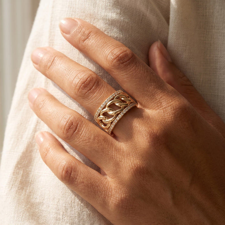 0.55 ct Diamond Woven Chain Link Band Ring in 14K Yellow Gold, worn