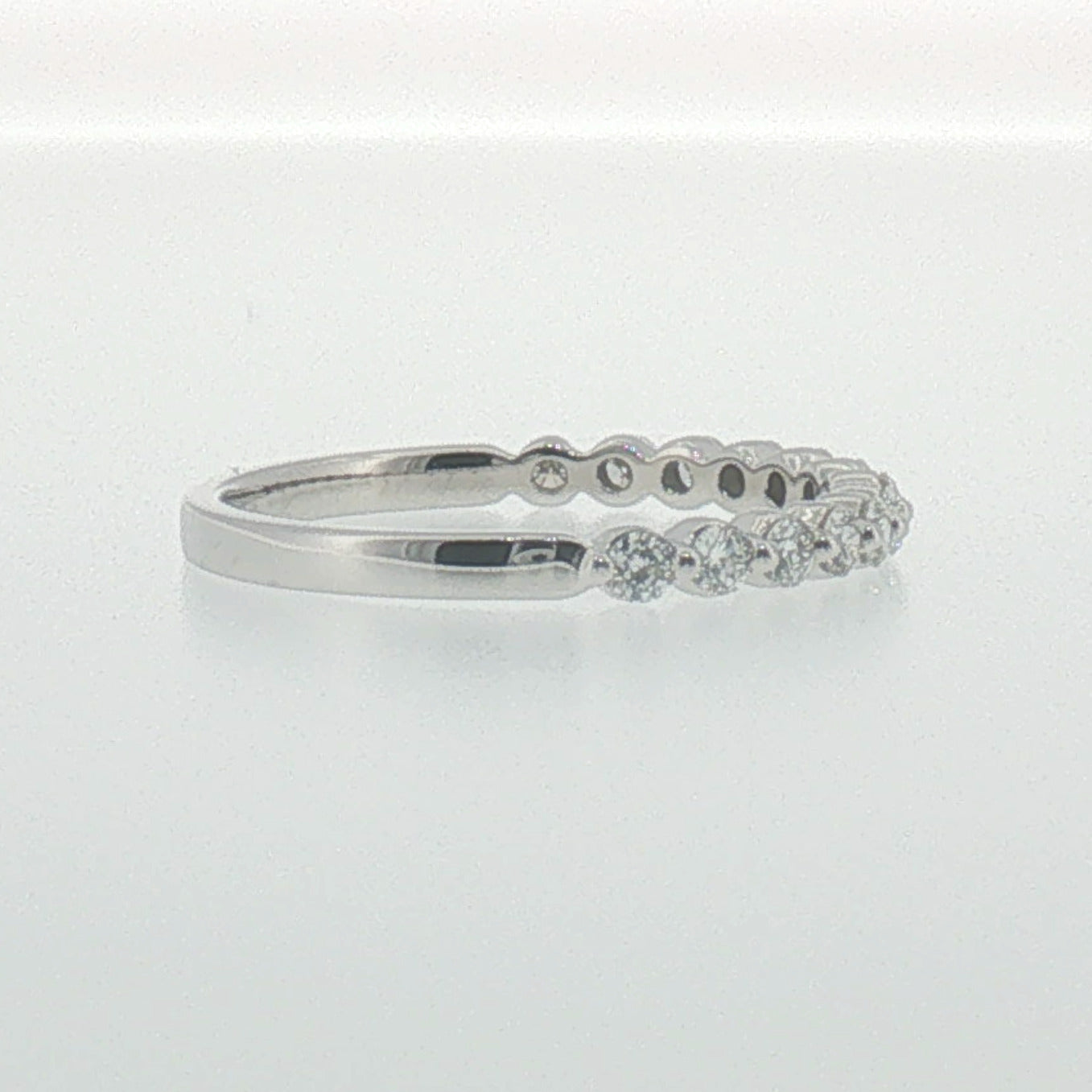 Diamond Single Prong Band in White Gold