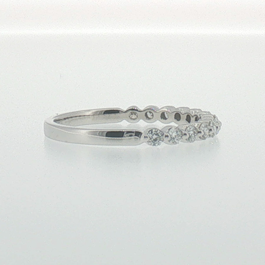 Diamond Single Prong Band in White Gold