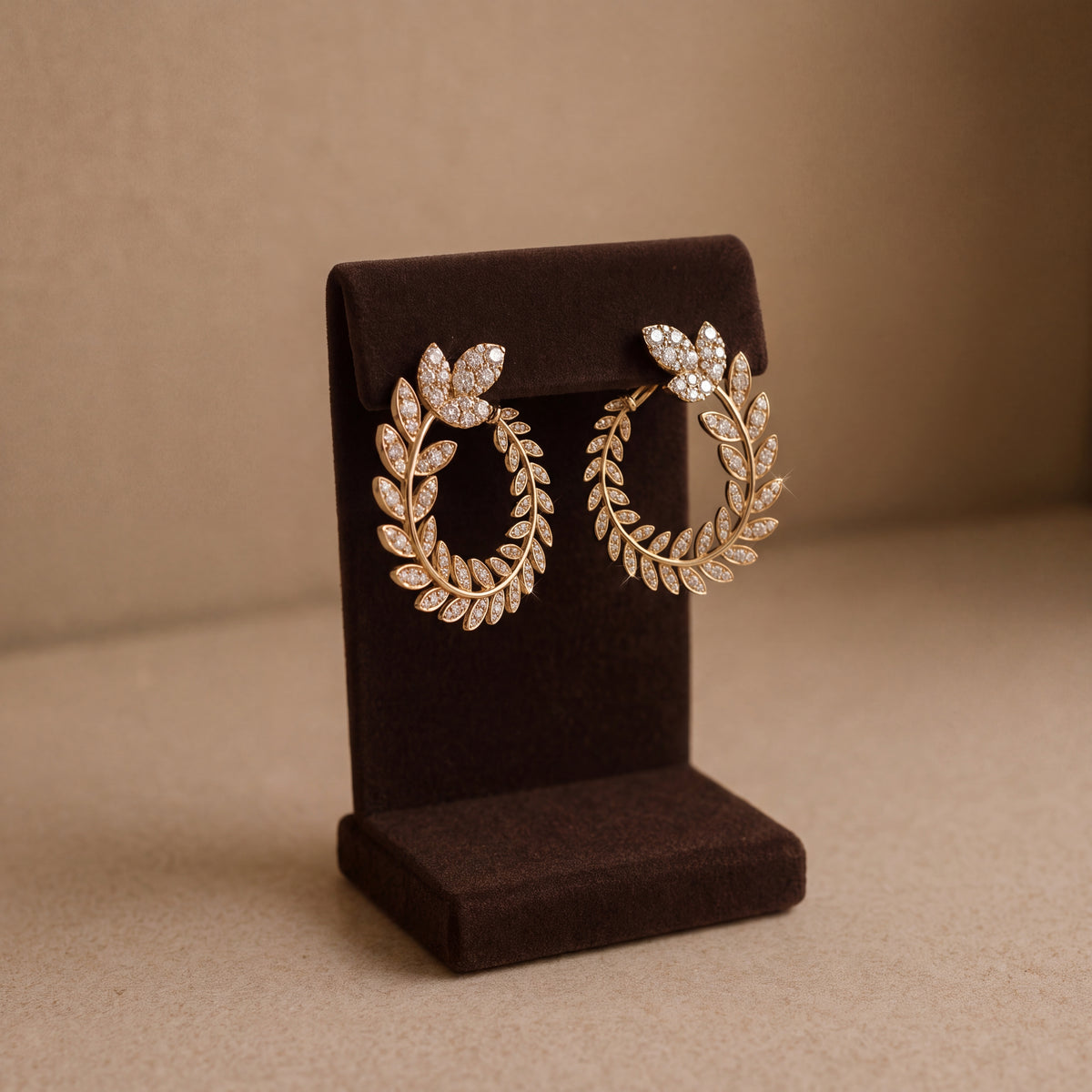 1.88 ct Diamond Leaf Wreath Hoop Earrings in 14K Yellow Gold