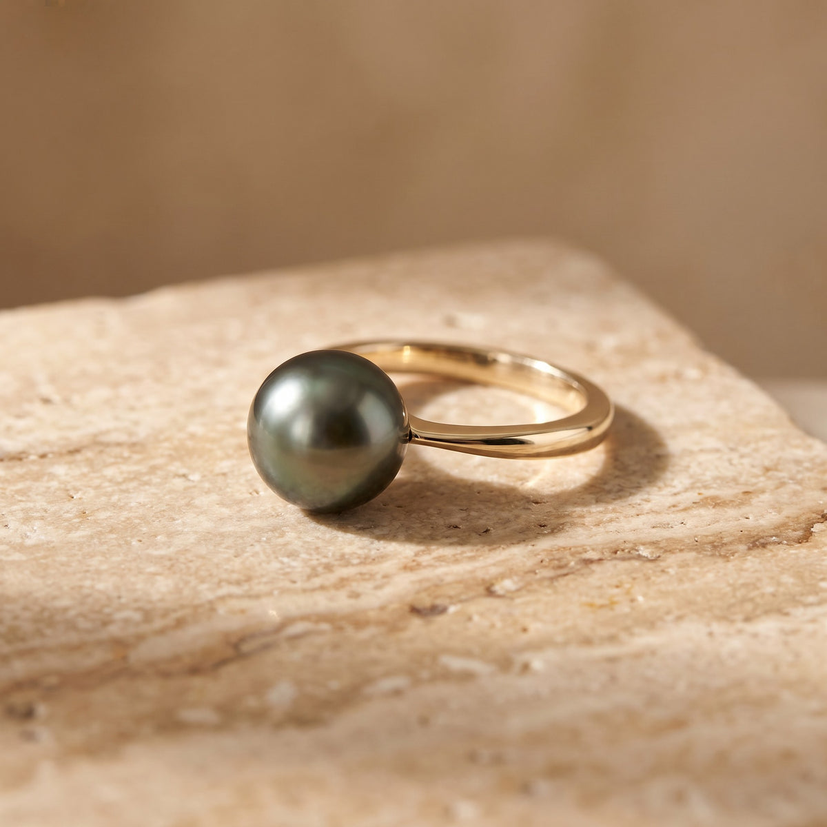 Tahitian Pearl Solitaire Ring in 14K Yellow Gold
