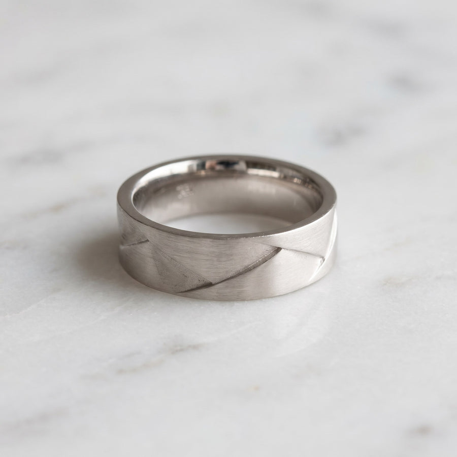 Matte White Gold Band Ring with Geometric Grooves