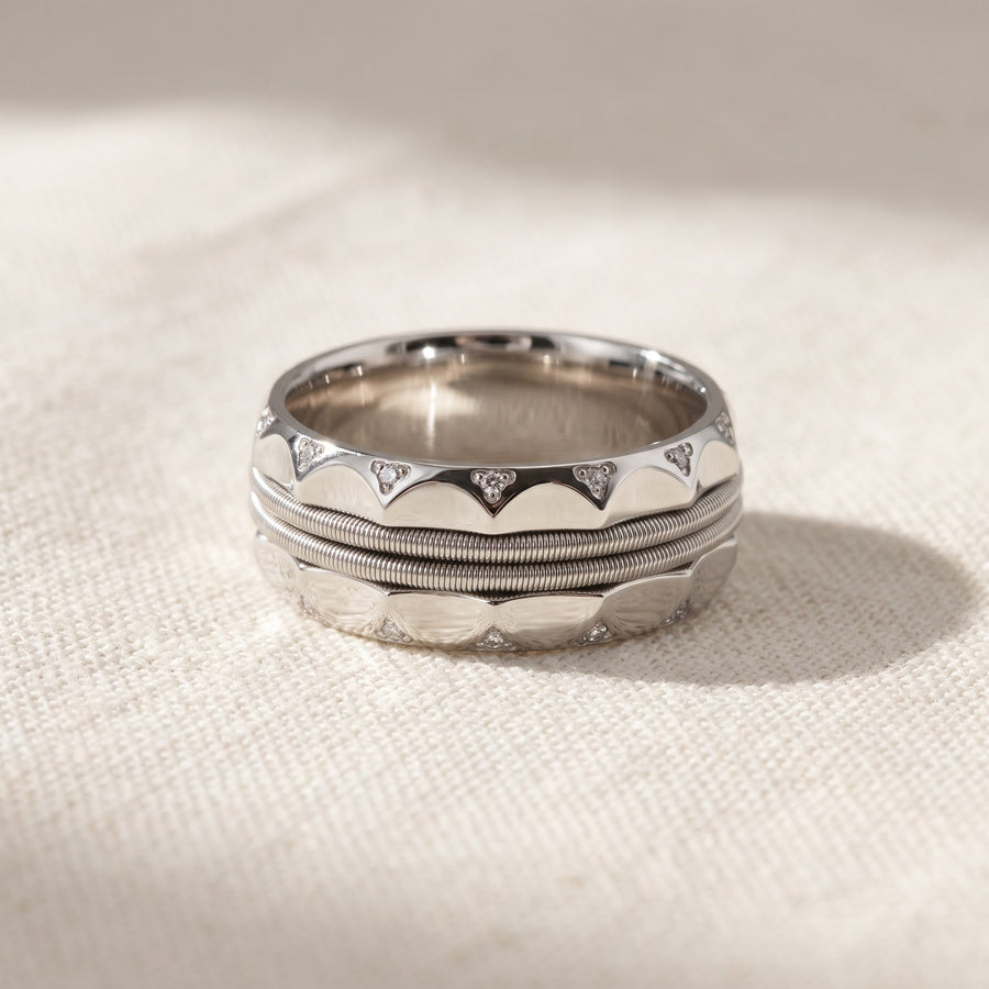 Scalloped White Gold Diamond Band Ring with Textured Center