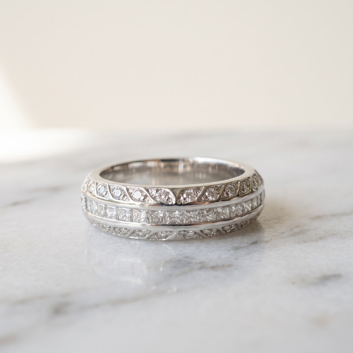 White Gold Diamond Band Ring with Vintage-Inspired Detailing