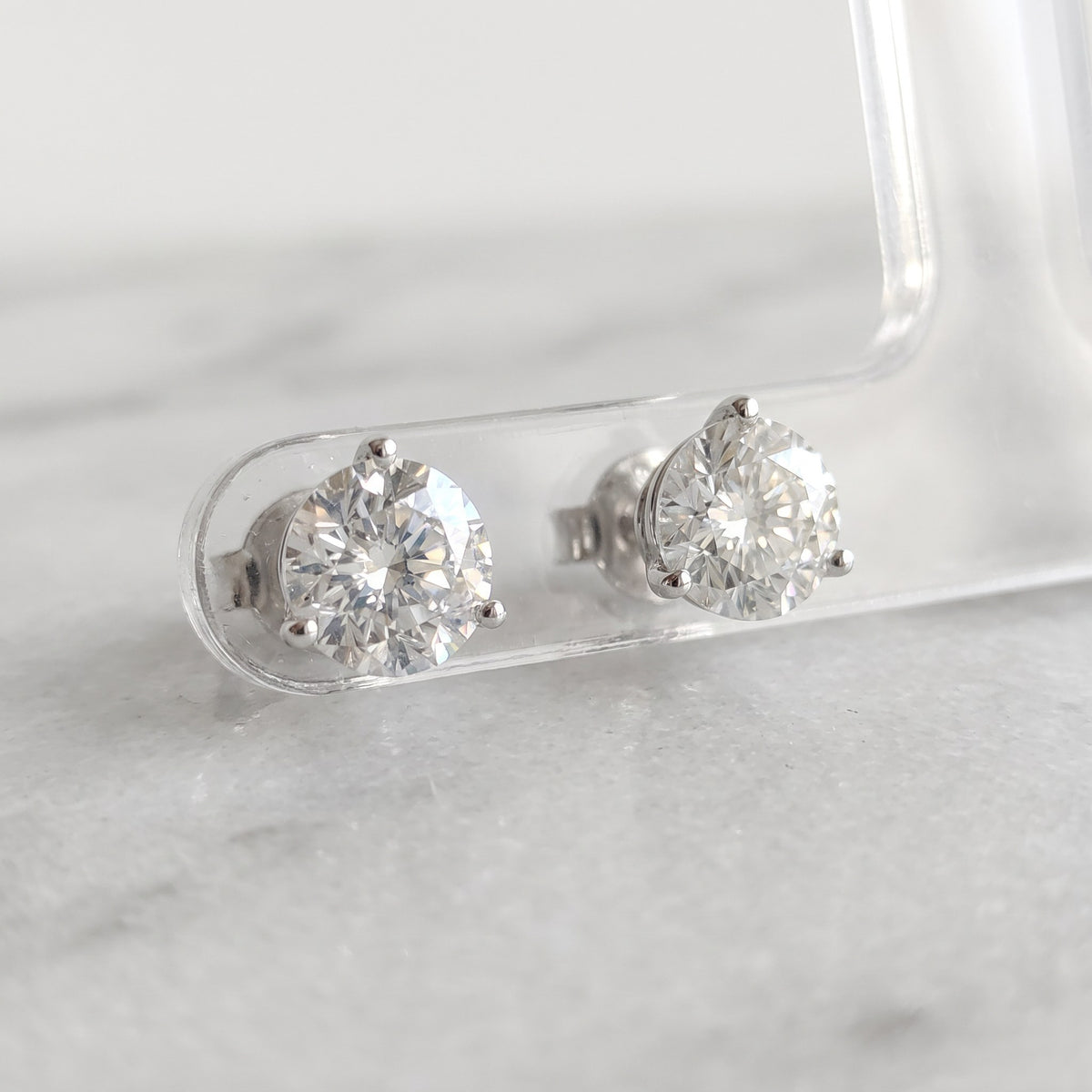 White Gold Round Diamond Stud Earrings