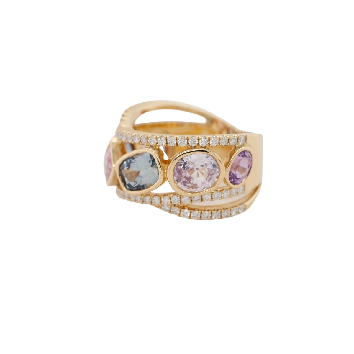 5.19 Carat Sapphire Gemstone Ring in 14k Yellow Gold